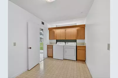 2461 Village Boulevard #101, West Palm Beach, FL 33409 - Photo 9