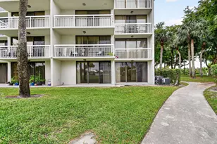 2461 Village Blvd, West Palm Beach, FL 33409 - Photo 43