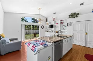 5169 Prairie Dunes Village Cir, Lake Worth, FL 33463 - Photo 13