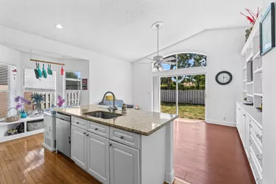 5169 Prairie Dunes Village Circle, Lake Worth, FL 33463 - Photo 15