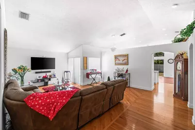 5169 Prairie Dunes Village Circle, Lake Worth, FL 33463 - Photo 5