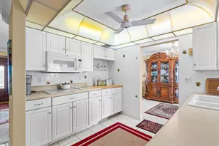 1802 SW 13th Ave, Boynton Beach, FL 33426 - Photo 11