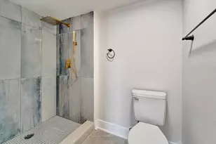 6181 Balboa Cir, Boca Raton, FL 33433 - Photo 9