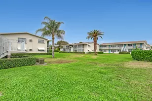 680 Horizons W, Boynton Beach, FL 33435 - Photo 5