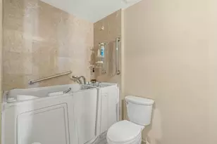 200 E Palmetto Park Rd, Boca Raton, FL 33432 - Photo 21
