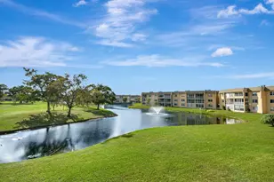 9261 Sunrise Lakes Blvd, Sunrise, FL 33322 - Photo 13