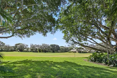 26 Country Road, Village of Golf, FL 33436 - Photo 45