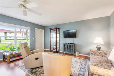 65 Woodland Drive #106, Vero Beach, FL 32962 - Photo 3