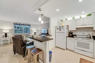 350 Tuscany G, Delray Beach, FL 33446 - Photo 5