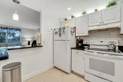 350 Tuscany G, Delray Beach, FL 33446 - Photo 7