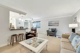 350 Tuscany G, Delray Beach, FL 33446 - Photo 3