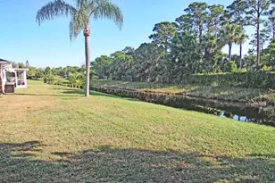 944 Savannas Point Dr, Fort Pierce, FL 34982 - Photo 21