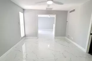 631 Executive Center Dr, West Palm Beach, FL 33401 - Photo 13