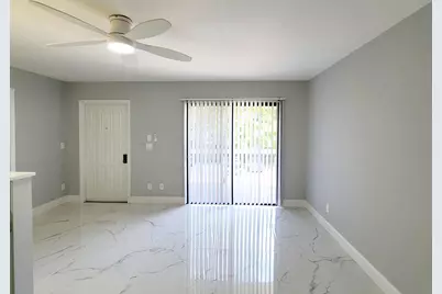 631 Executive Center Drive #K204, West Palm Beach, FL 33401 - Photo 5