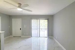 631 Executive Center Dr, West Palm Beach, FL 33401 - Photo 5