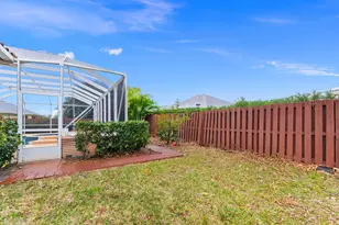 833 SW Janette Ave, Port Saint Lucie, FL 34953 - Photo 17