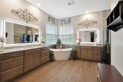 7715 Maywood Crest Drive, Palm Beach Gardens, FL 33412 - Photo 13