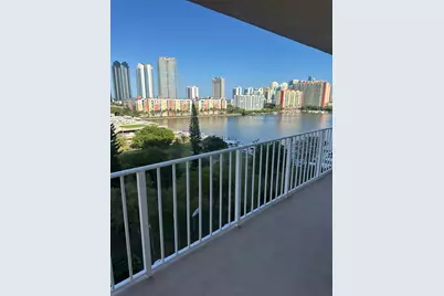 290 174th Street #1111, North Miami Beach, FL 33160 - Photo 21