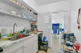 8430 Byron Ave, Miami Beach, FL 33141 - Photo 73