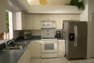 7773 Silver Lake Dr, Delray Beach, FL 33446 - Photo 13