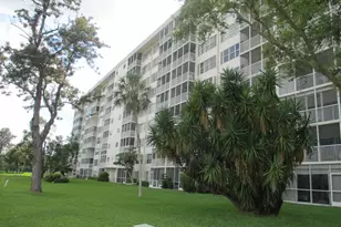 3300 N Palm Aire Dr, Pompano Beach, FL 33069 - Photo 3