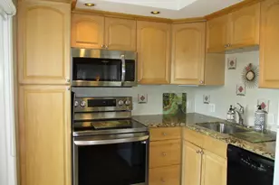 3300 N Palm Aire Dr, Pompano Beach, FL 33069 - Photo 13
