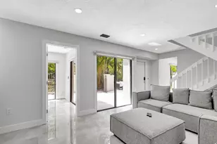 355 Prestwick Cir, Palm Beach Gardens, FL 33418 - Photo 15