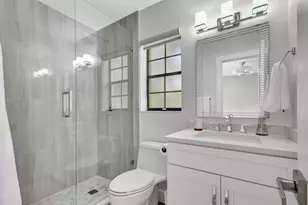 355 Prestwick Cir, Palm Beach Gardens, FL 33418 - Photo 35