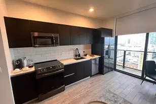 398 NE 5th St, Miami, FL 33132 - Photo 23