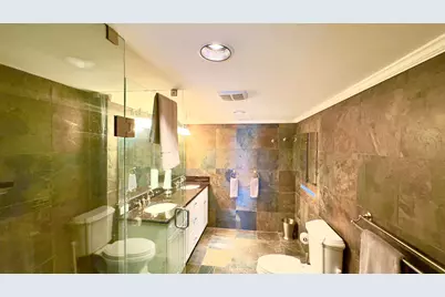 102 Half Moon Circle #F2, Hypoluxo, FL 33462 - Photo 27