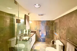 102 Half Moon Cir, Hypoluxo, FL 33462 - Photo 27