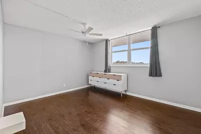 5700 NW 2nd Avenue #401, Boca Raton, FL 33487 - Photo 11