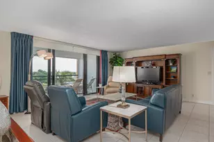 7153 Promenade Dr, Boca Raton, FL 33433 - Photo 15
