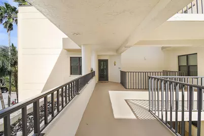 221 NE Plantation Road #316, Stuart, FL 34996 - Photo 5