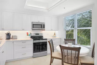 221 NE Plantation Road #316, Stuart, FL 34996 - Photo 17