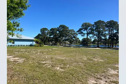 4310 Gator Trace Circle, Fort Pierce, FL 34982 - Photo 7