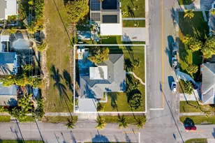 651 Foresteria Dr, West Palm Beach, FL 33403 - Photo 27