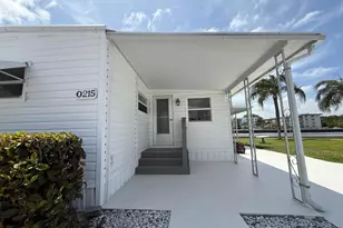 215 S Heron Dr, Briny Breezes, FL 33435 - Photo 13