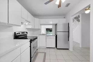 4718 NW 82nd Ave, Lauderhill, FL 33351 - Photo 5