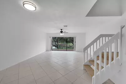 4718 NW 82nd Avenue #1706, Lauderhill, FL 33351 - Photo 9