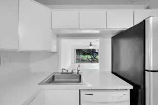 4718 NW 82nd Ave, Lauderhill, FL 33351 - Photo 7