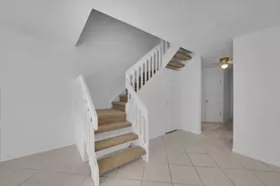 4718 NW 82nd Ave, Lauderhill, FL 33351 - Photo 9