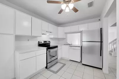 4718 NW 82nd Avenue #1706, Lauderhill, FL 33351 - Photo 5