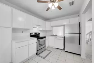 4718 NW 82nd Ave, Lauderhill, FL 33351 - Photo 5