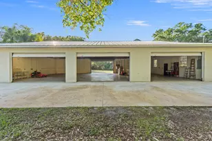 11541 Okeechobee Rd, Fort Pierce, FL 34945 - Photo 33
