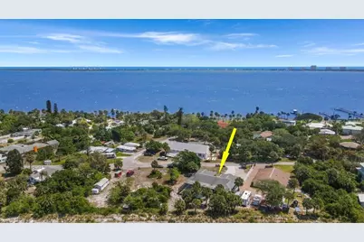 11099 Ridge Avenue, Fort Pierce, FL 34982 - Photo 3