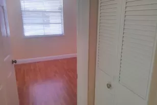 3710 Whitehall Dr, West Palm Beach, FL 33401 - Photo 13