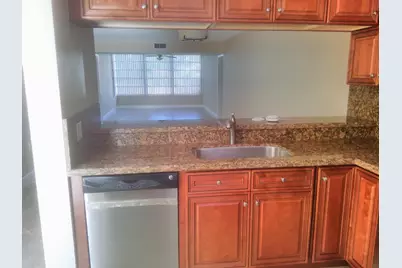 3710 Whitehall Drive #103, West Palm Beach, FL 33401 - Photo 5