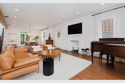 306 Marlborough Place, West Palm Beach, FL 33405 - Photo 9