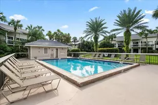 11863 Wimbledon Cir, Wellington, FL 33414 - Photo 37